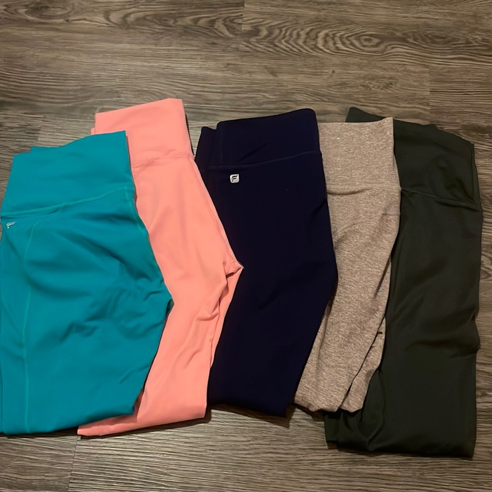 ⏩ Bundle of Leggings